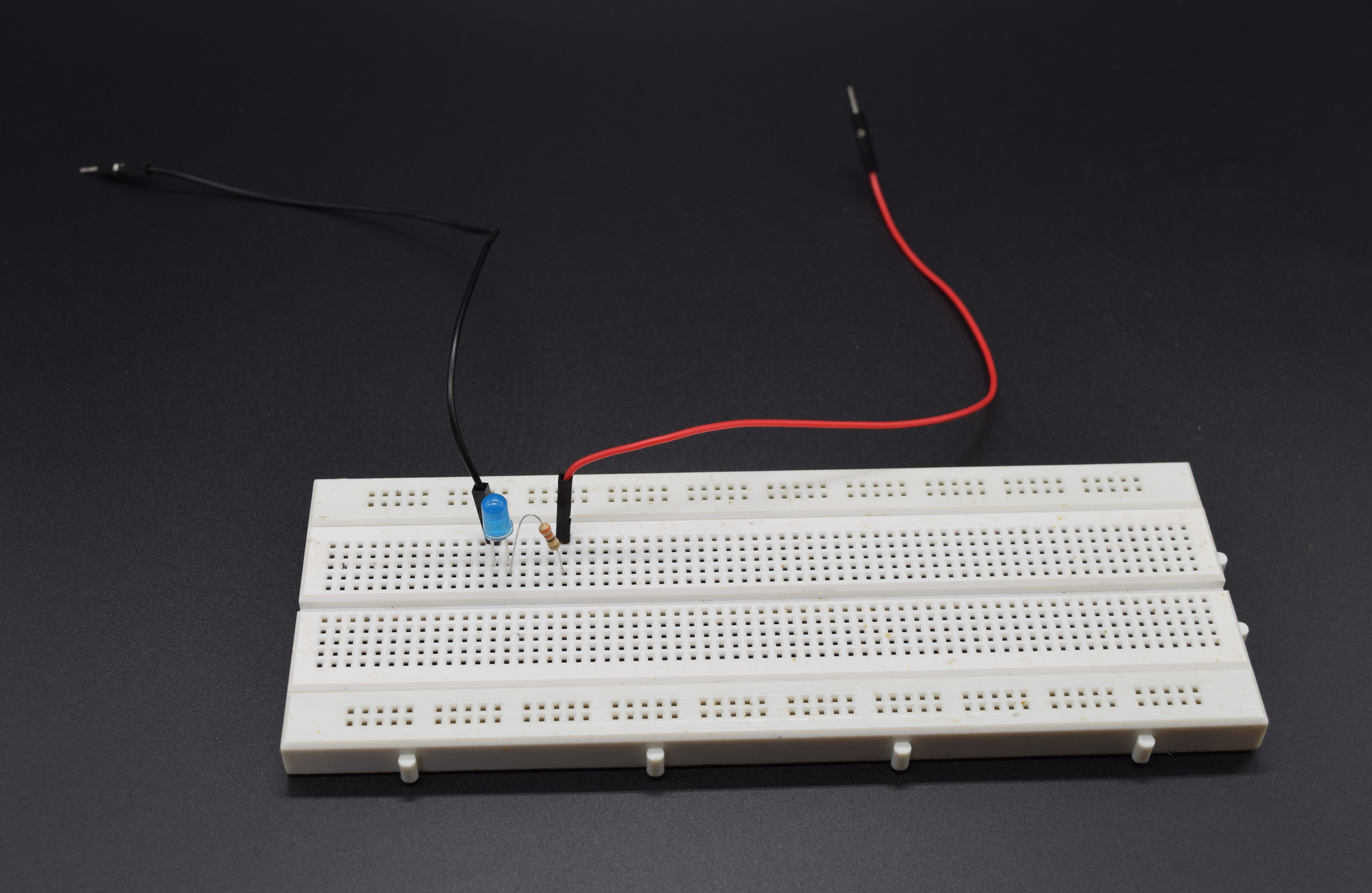 Tutorial How to Breadboard LED Learn with Edwin Robotics